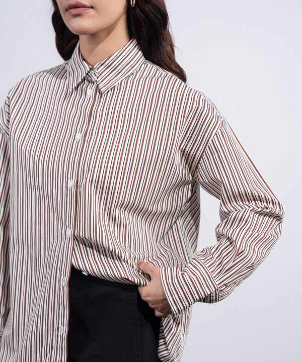 Standard-Fit Poplin Shirt
