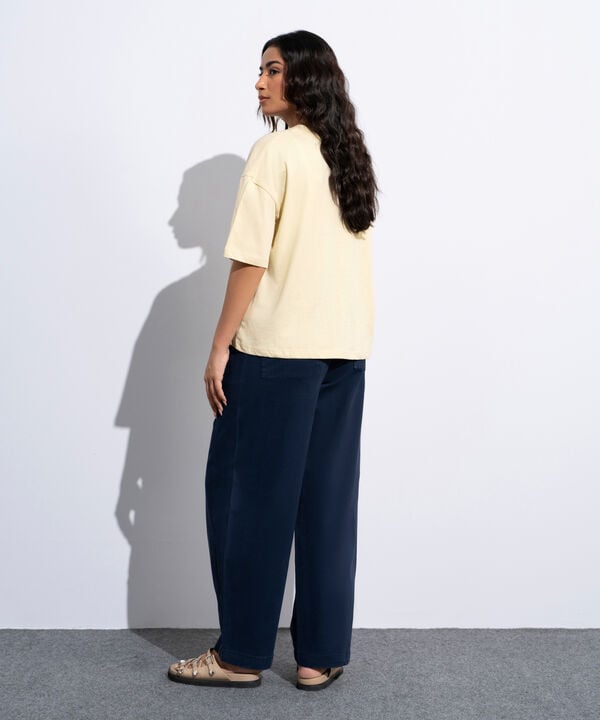 Loose-Fit Graphic T-Shirt With Pocket