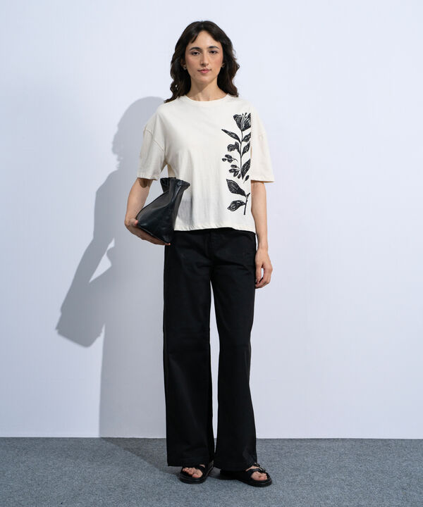 Loose-Fit Graphic T-Shirt