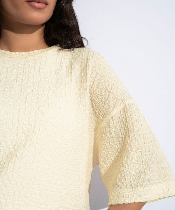 Textured Cropped T-Shirt