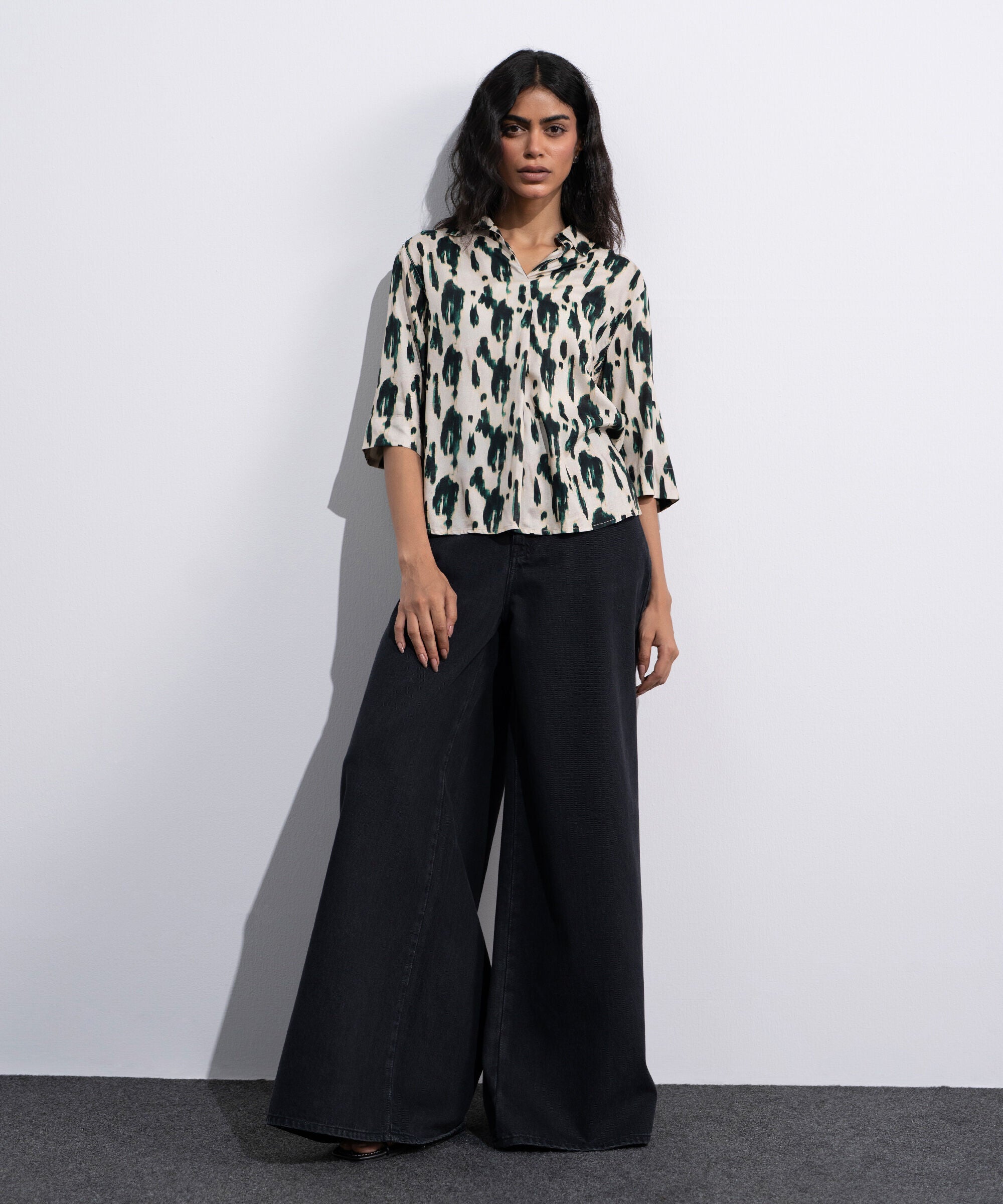 Printed V-Neck Top WTOPV0826027