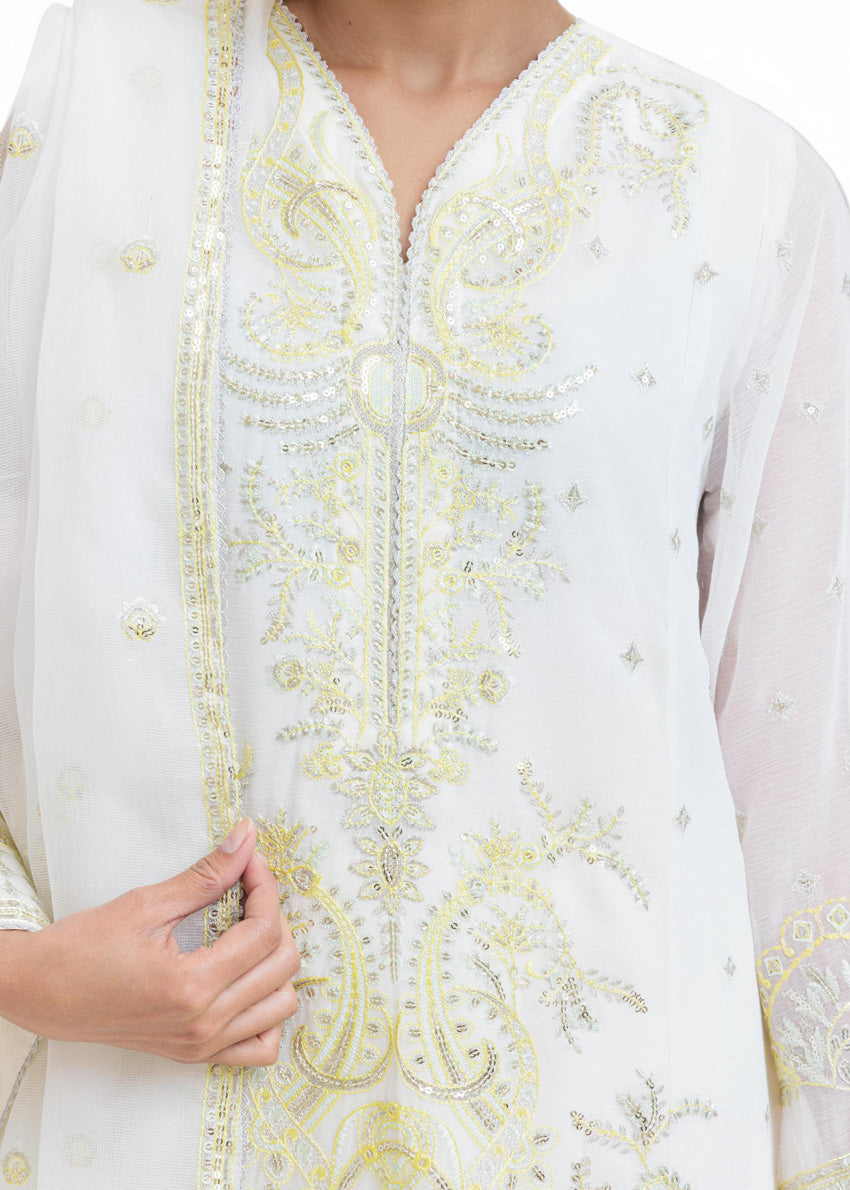 White-Chiffon-3 Piece (WU25FE3039P)