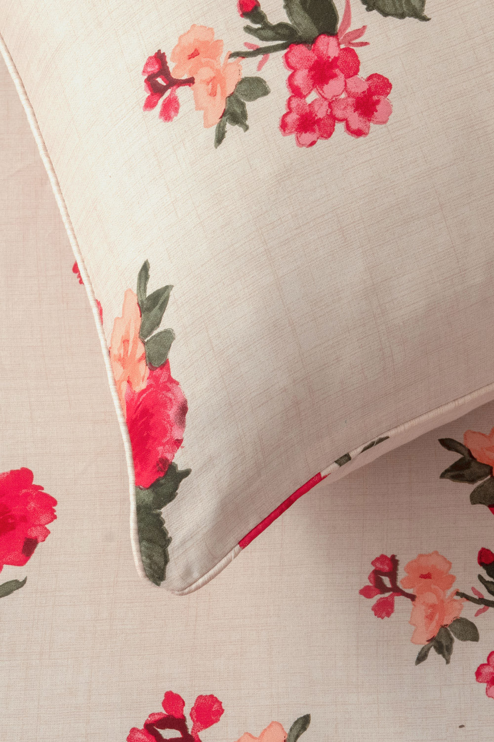Water Blossom T-200 Bed Sheet Set