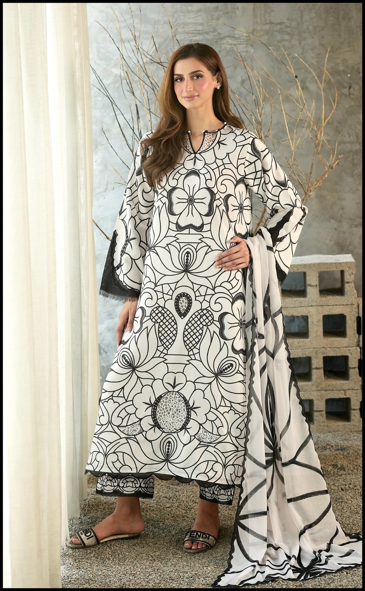 Monochrome Bloom