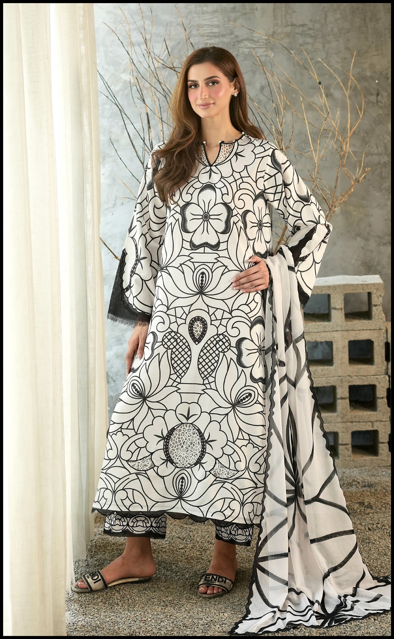 Monochrome Bloom