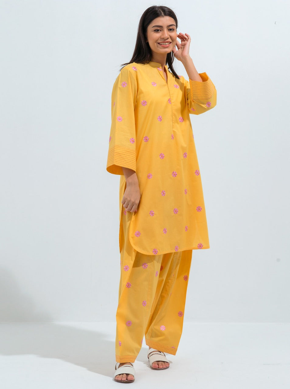 Embroidered Shirt With Pant