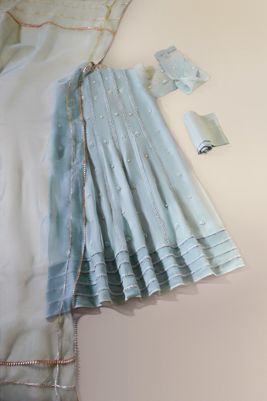 Nylah Ice blue