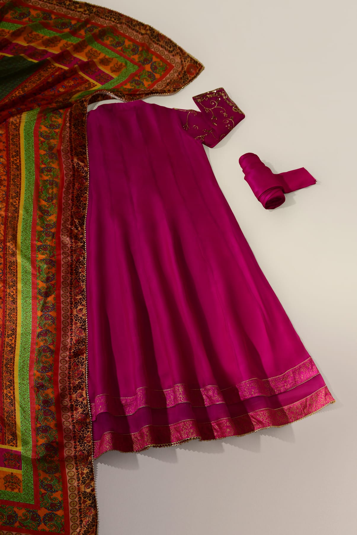 https://cdn.shopify.com/s/files/1/0282/3926/5889/products/WhatsAppImage2022-03-02at8.04.48AM.jpg?v=1755263625
