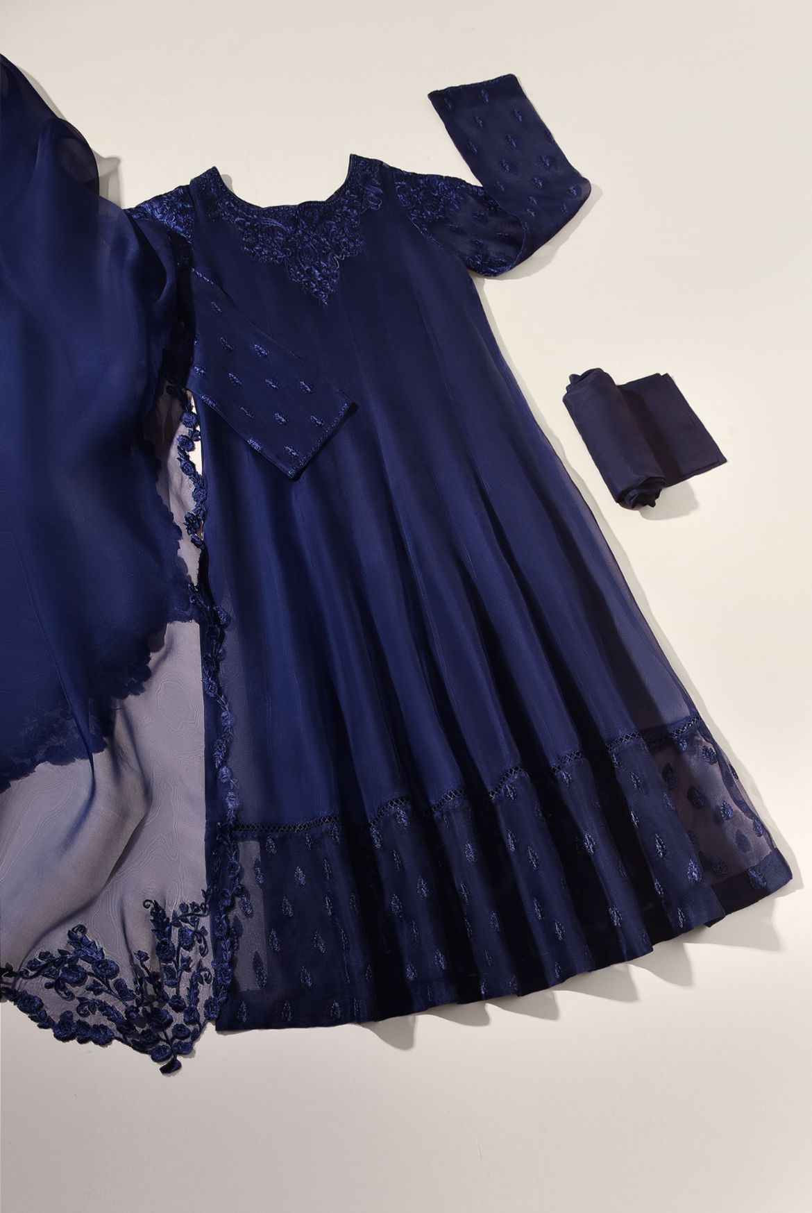Nighaar Navy Blue