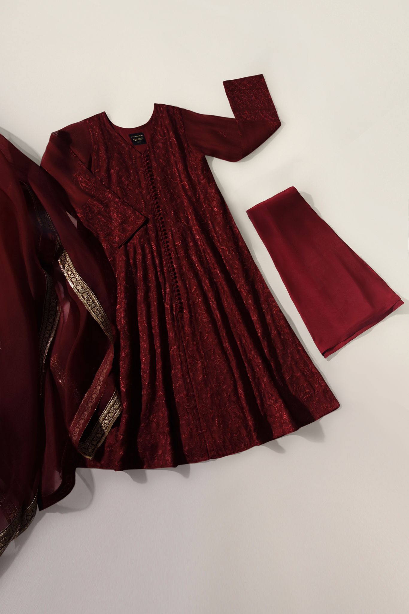 Maroon Embroidered Pishwas