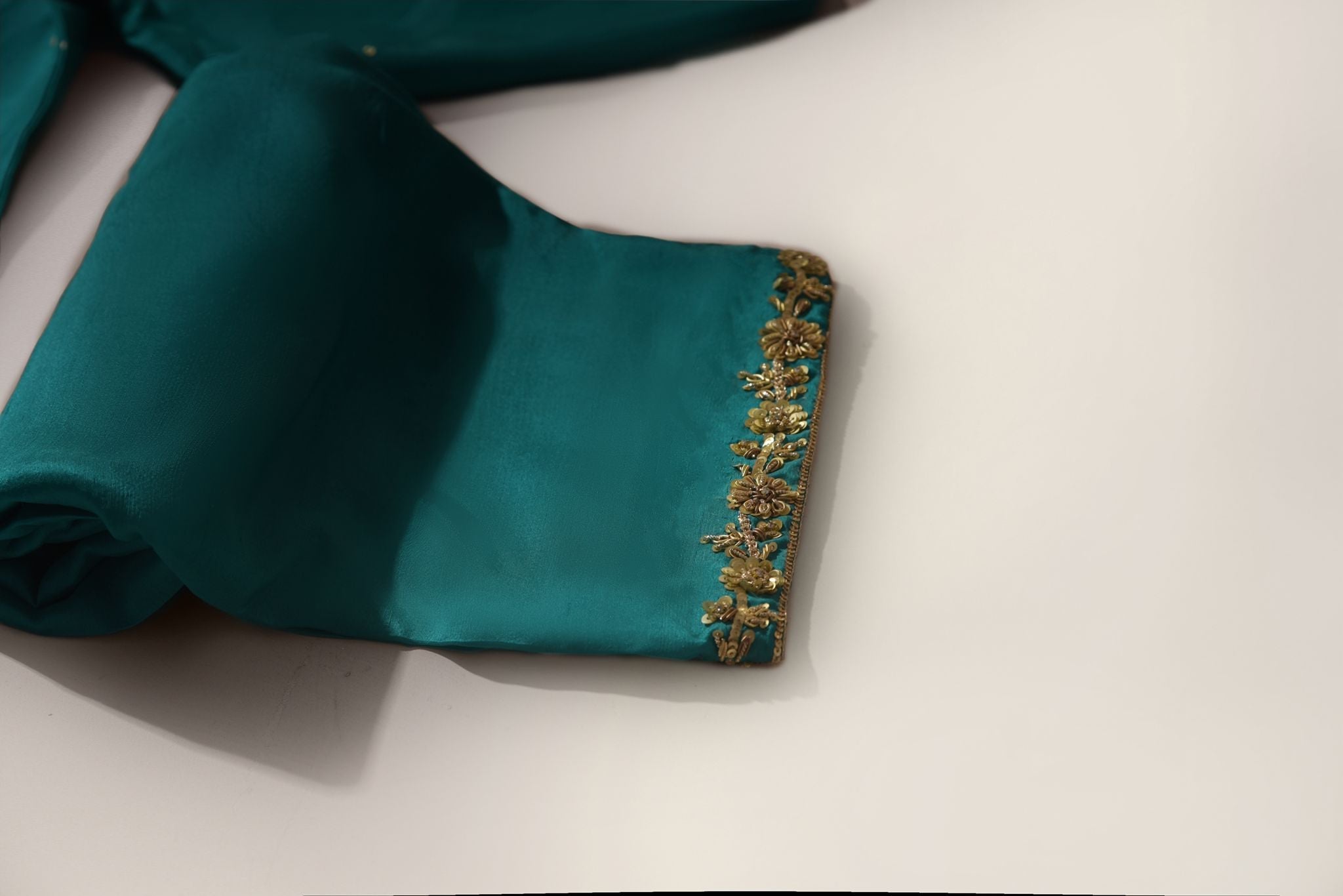 Naurantan Emerald