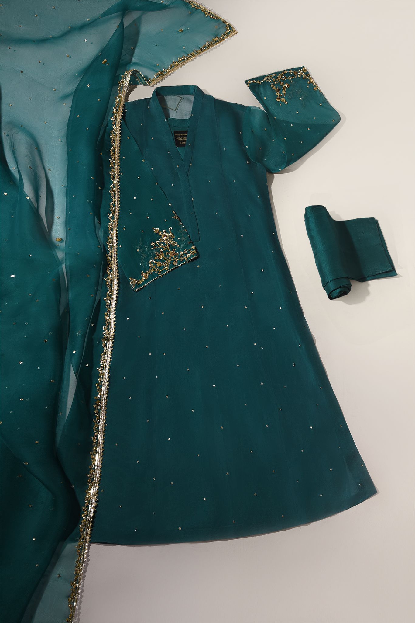 https://cdn.shopify.com/s/files/1/0282/3926/5889/products/WhatsAppImage2023-03-11at04.02.36.jpg?v=1755263180