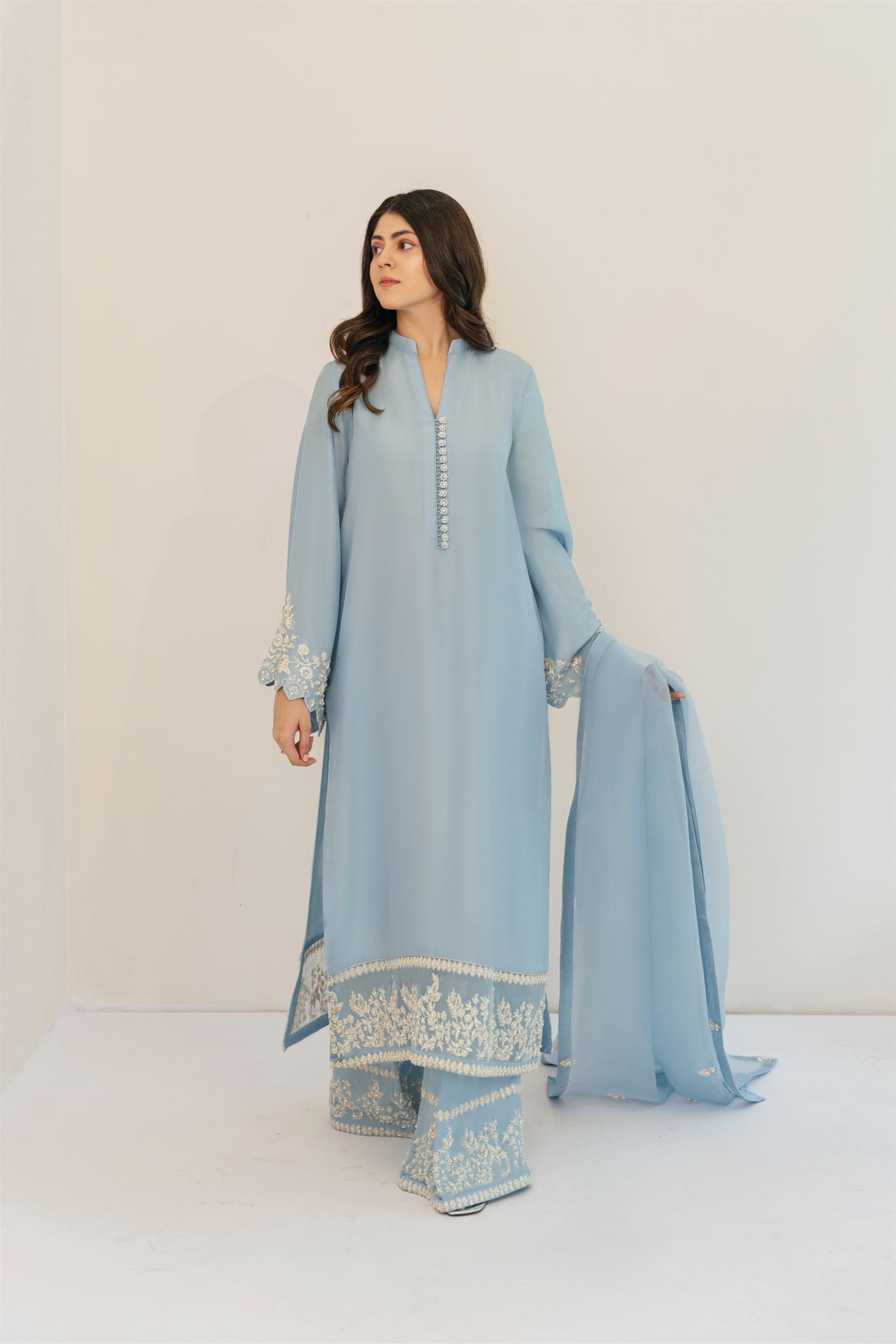 https://cdn.shopify.com/s/files/1/0282/3926/5889/products/WhatsAppImage2023-03-16at04.21.31.jpg?v=1755263179