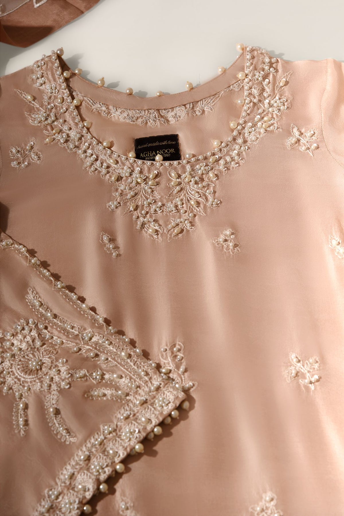 Zoha Beige