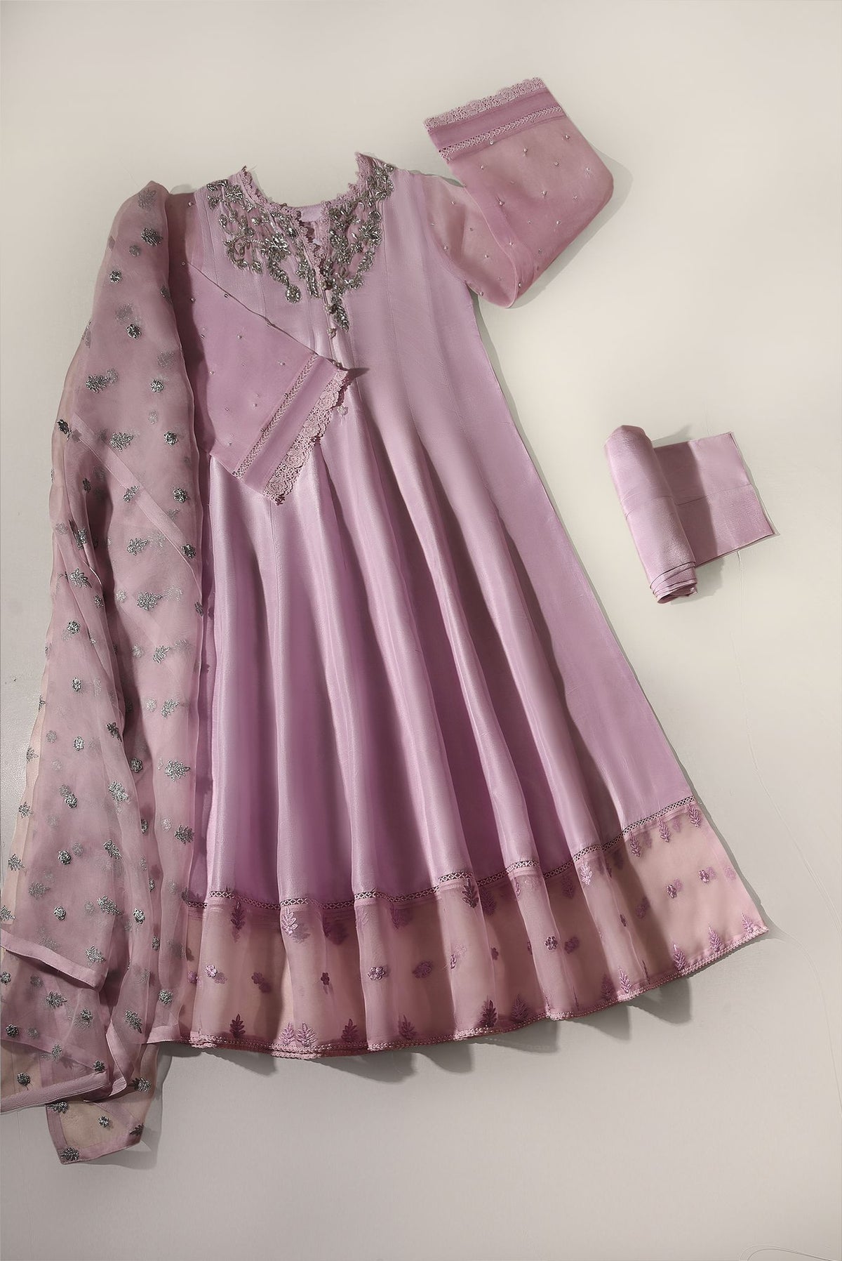 Lilac Pishwas