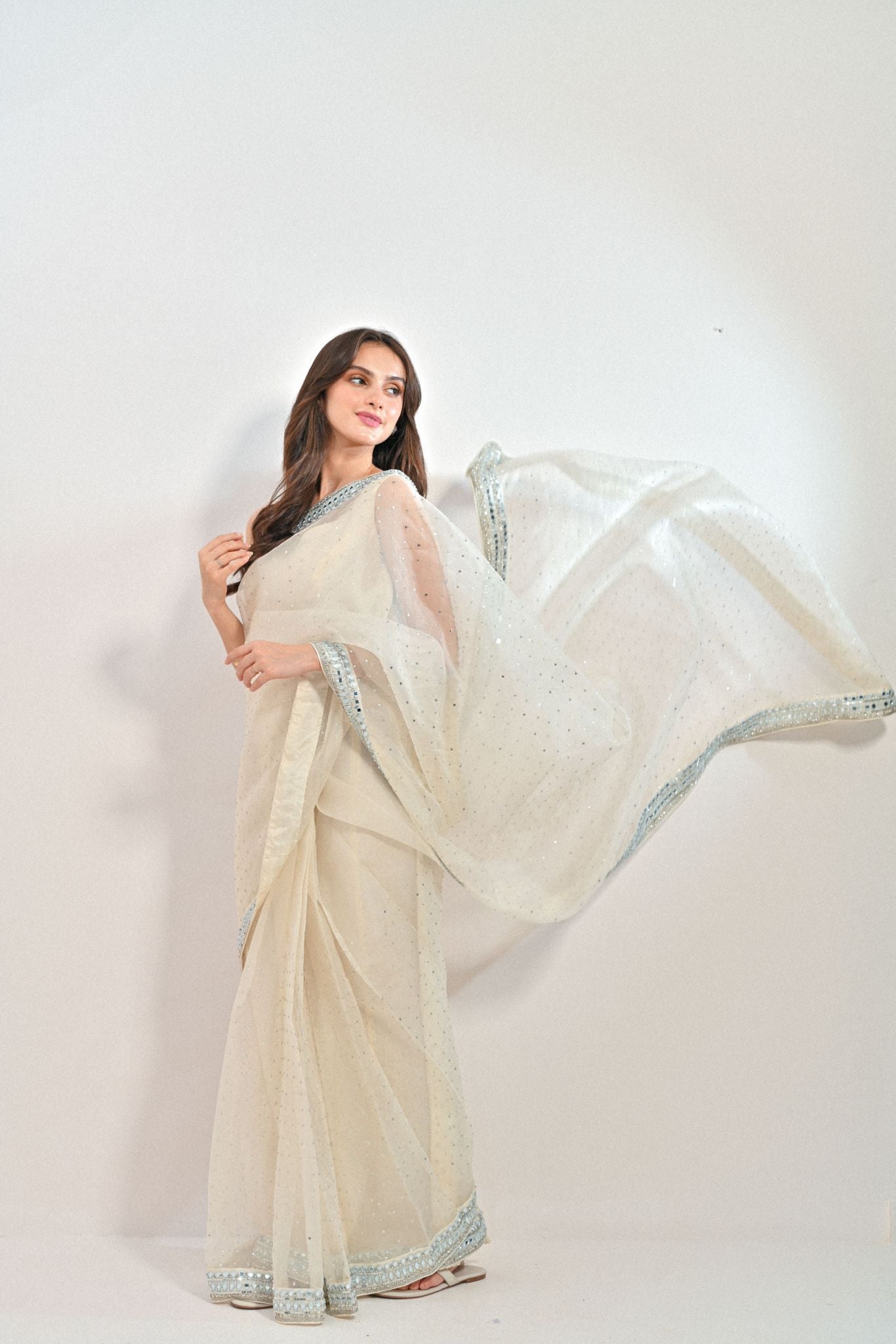 Mahnoor White Organza Saree