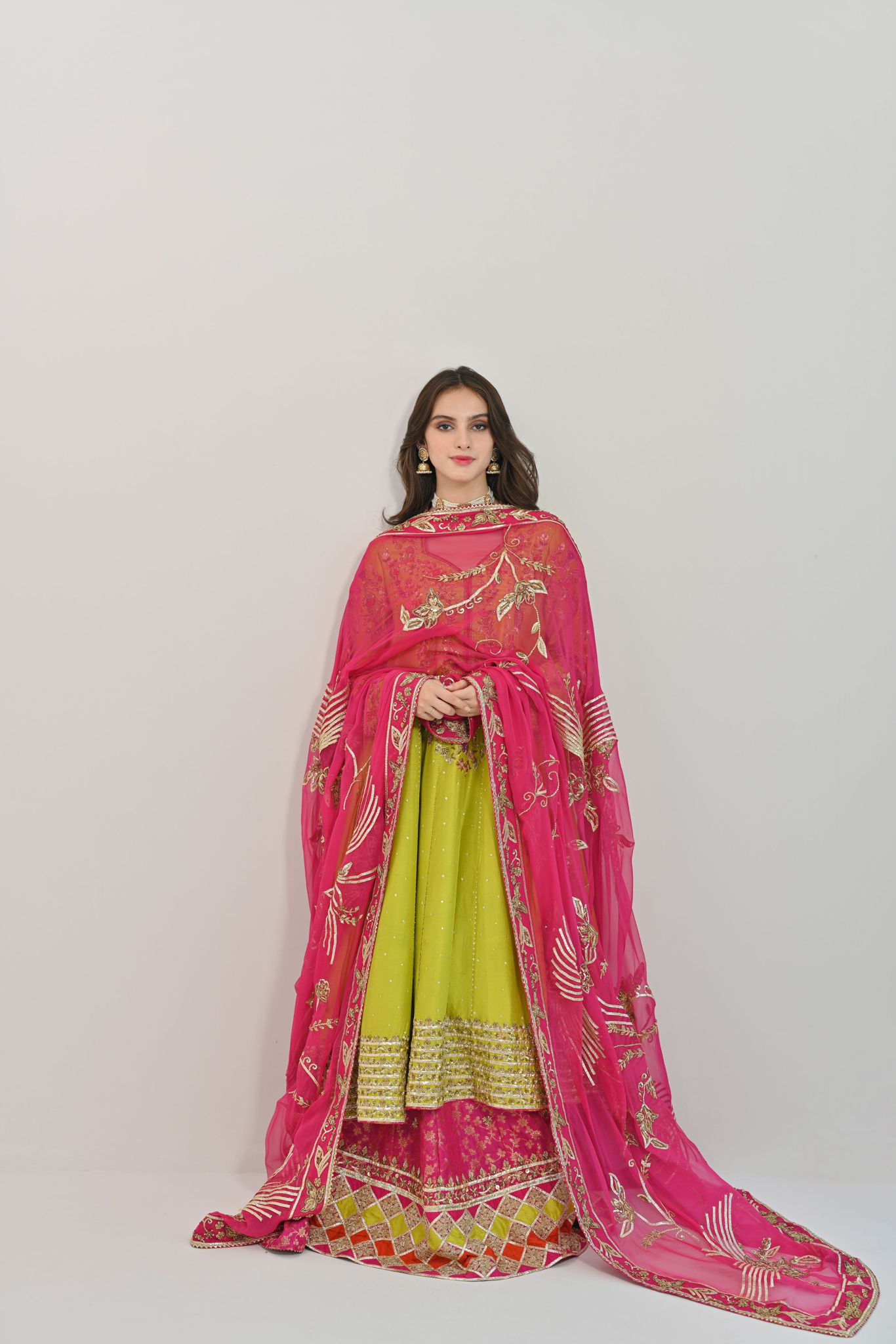 Mahnoor Mehndi Bridal