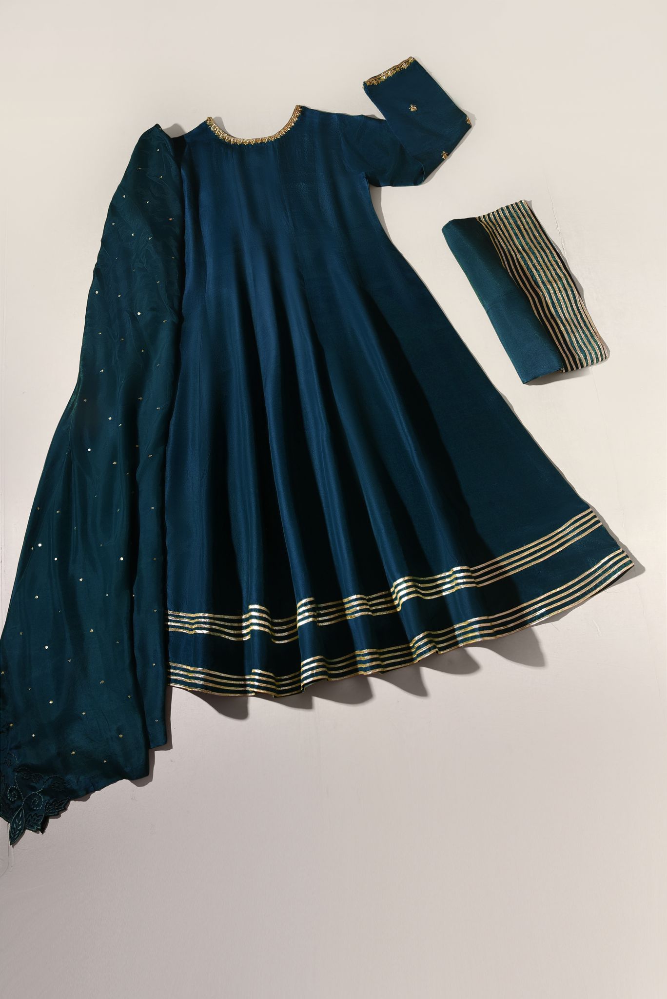 Imogen Teal blue