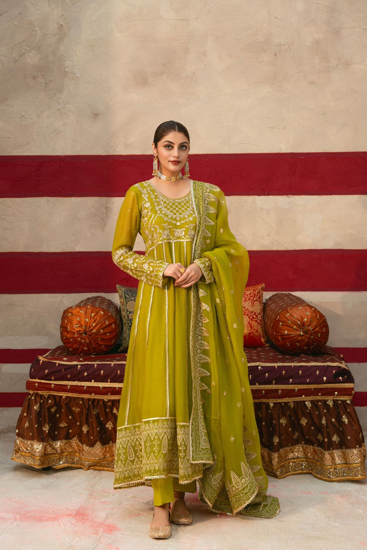 Mehndi Green Pishwas