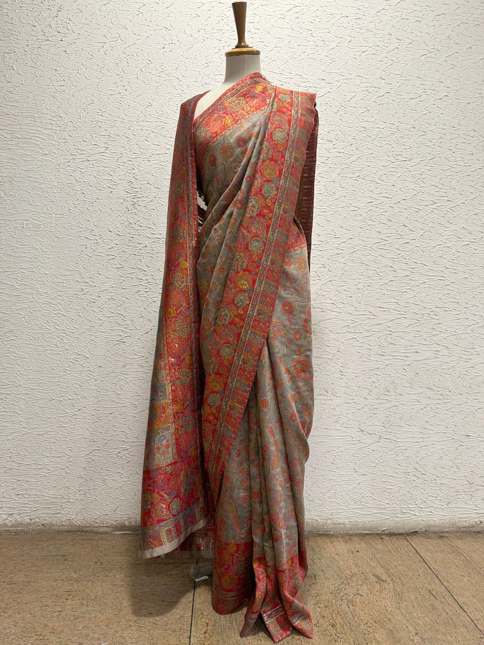 Shoot-Stitched-Noor-Suzaankari-2024