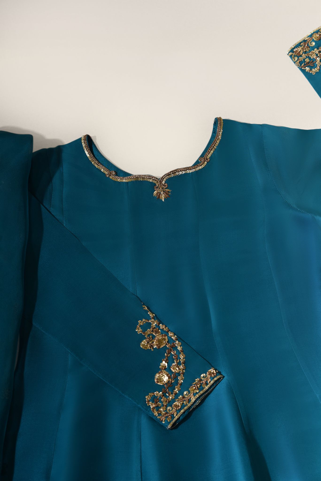 Roise Teal