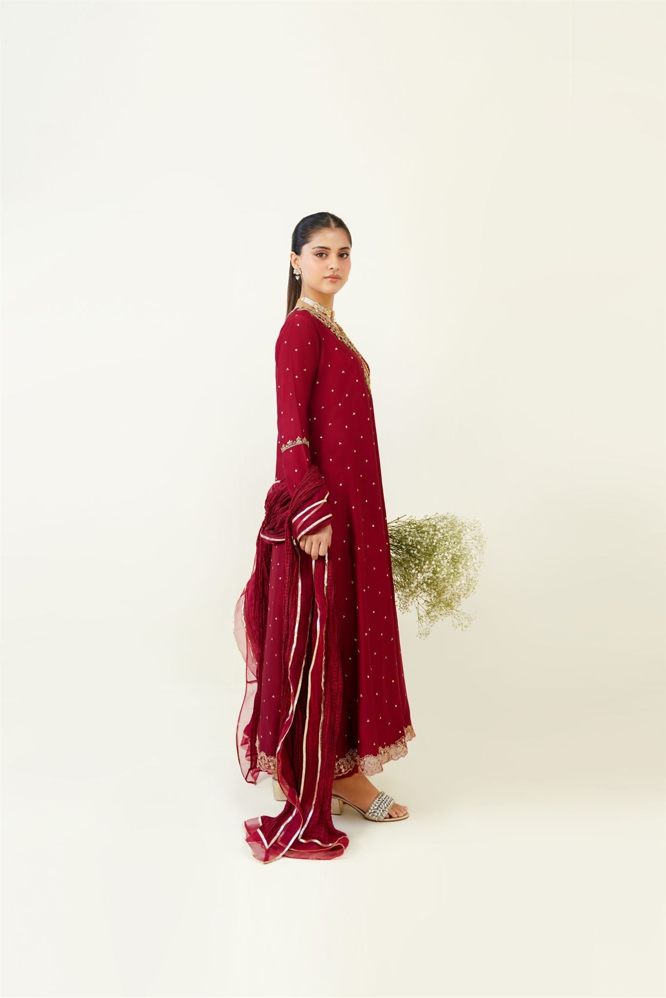 Maroon Ameema