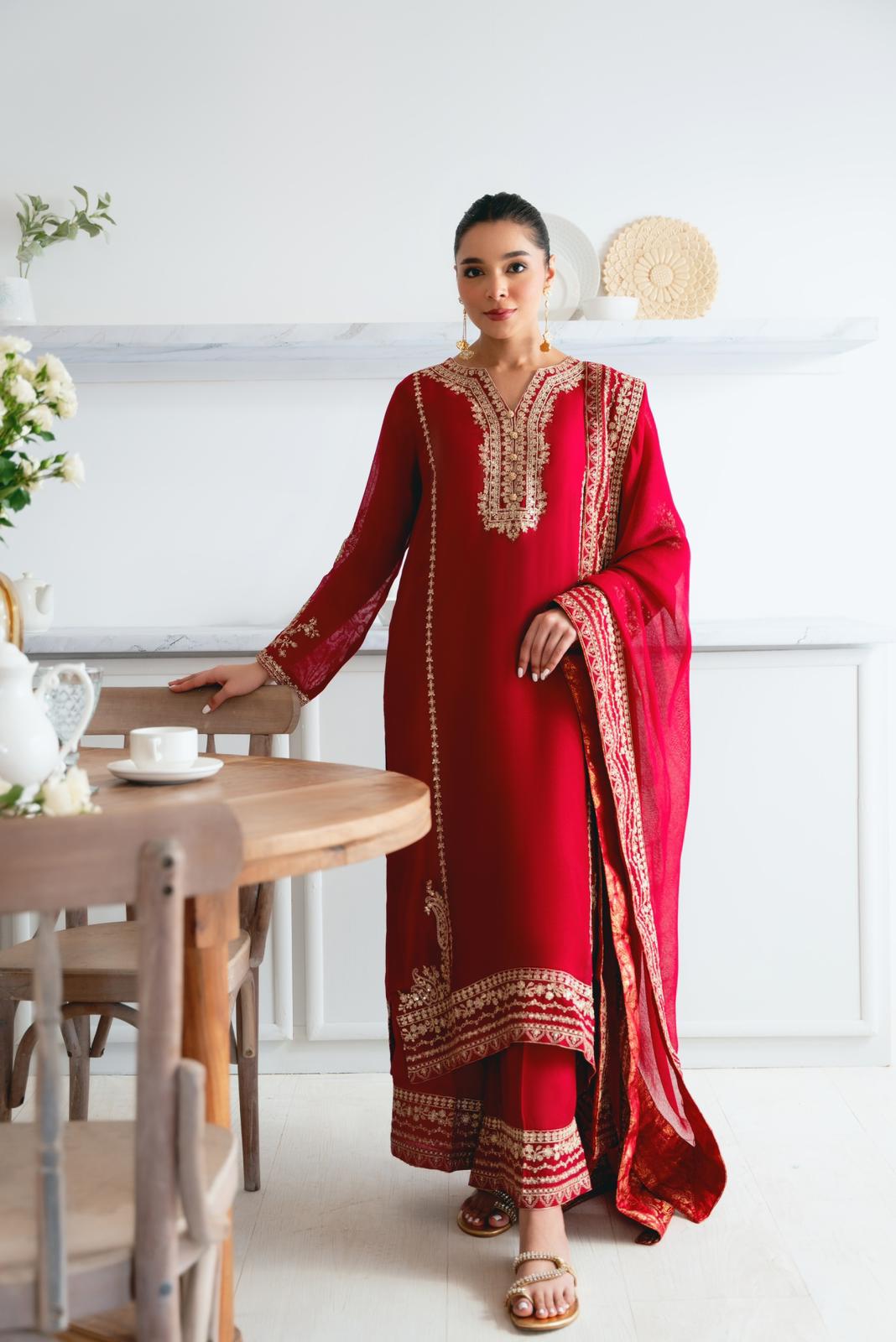 Aysun Maroon