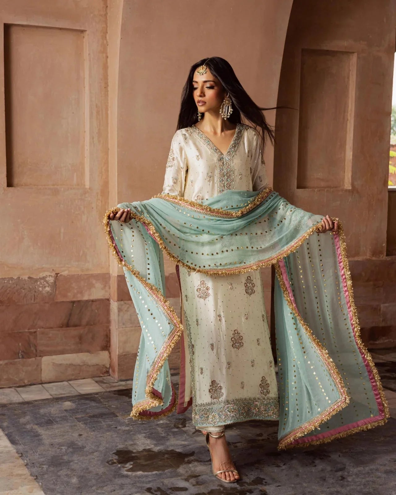Apsara-Signature festive Edit