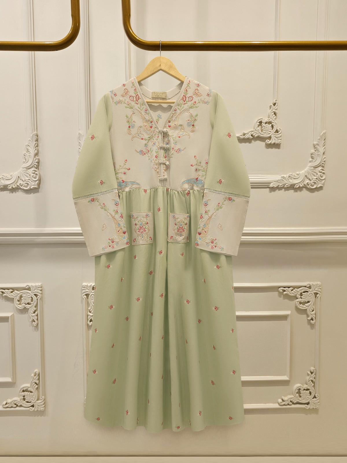 Embroidered Linen Shirt WS00074