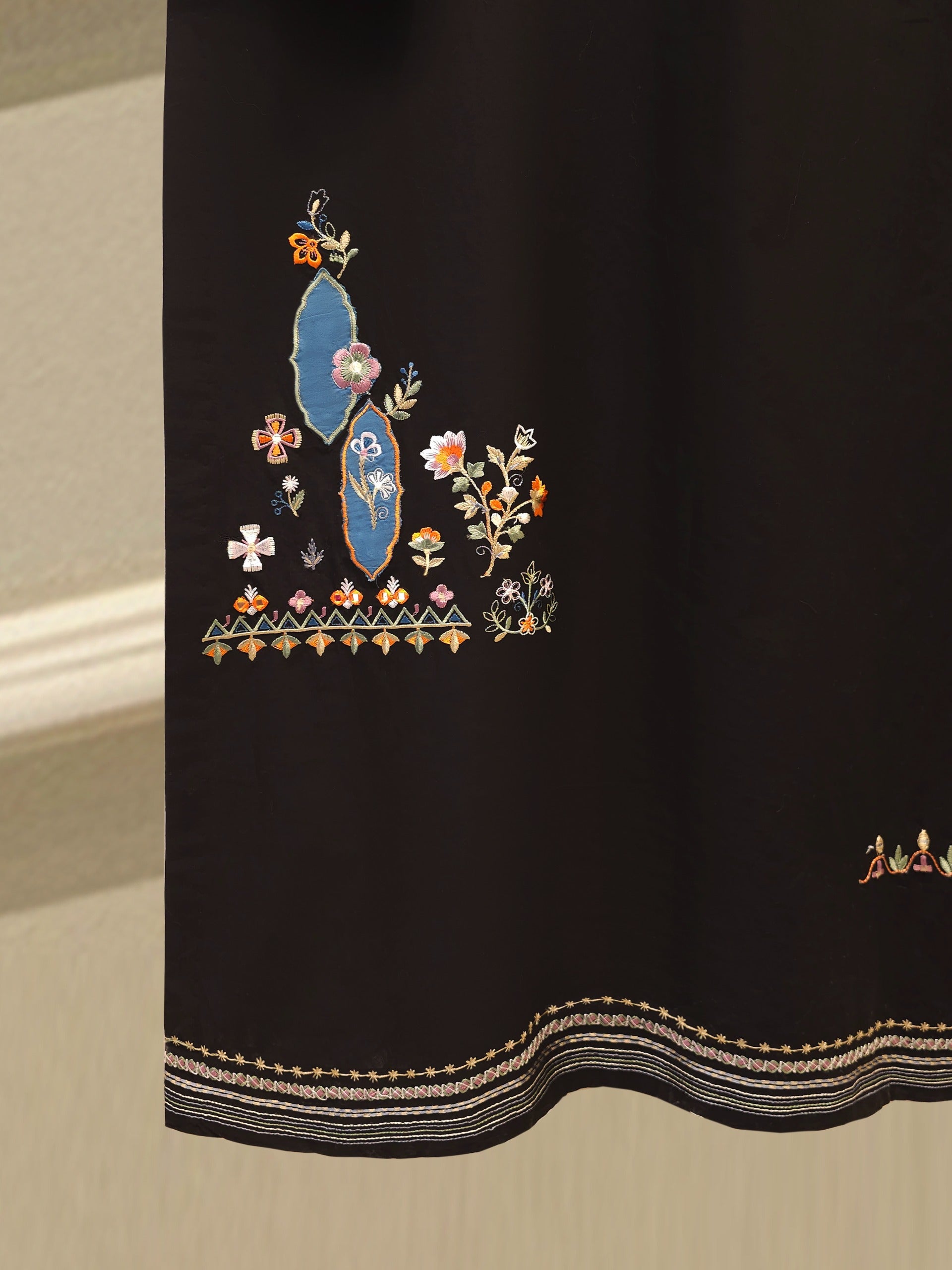 Nishara Tikka