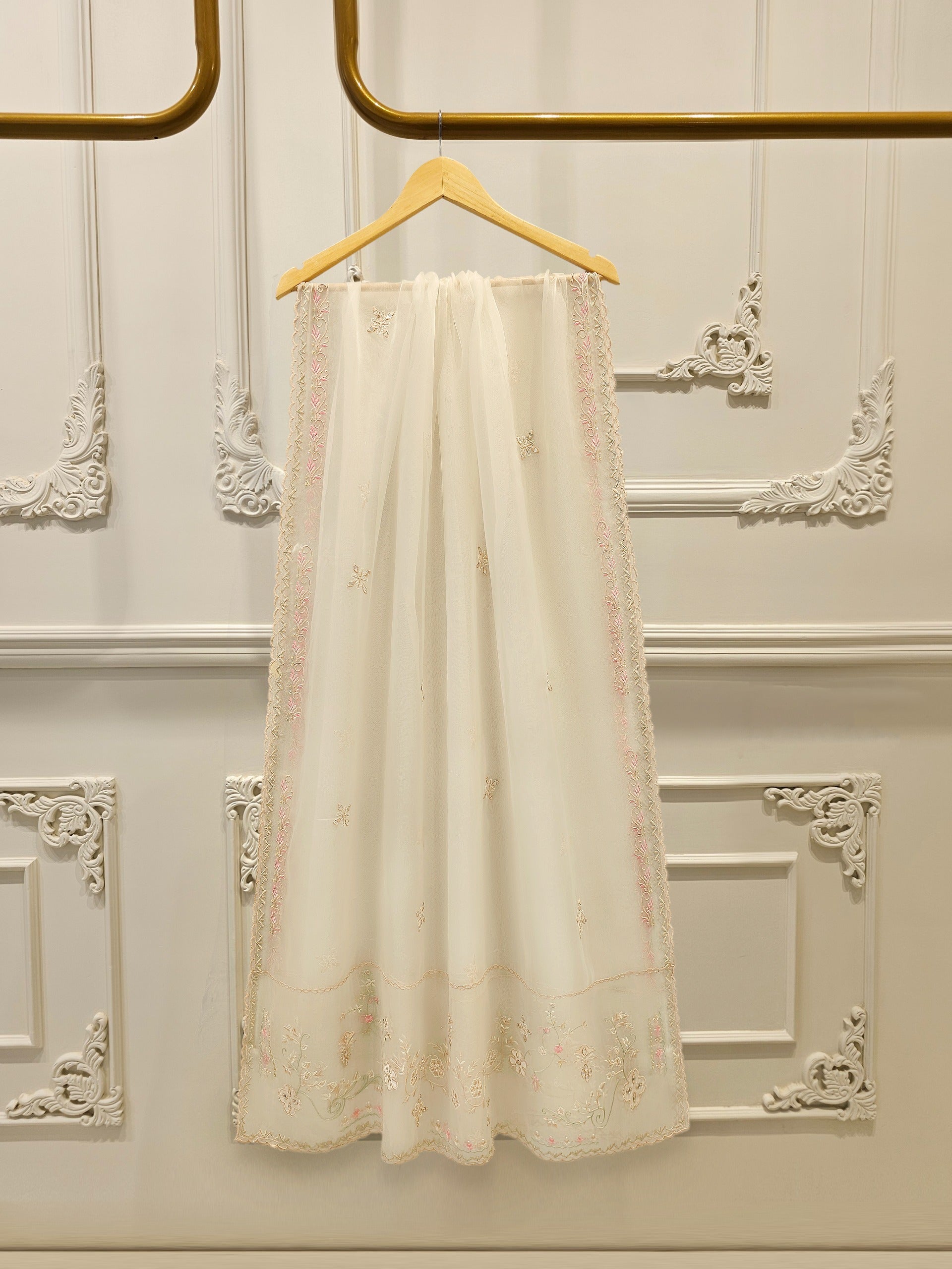3 Piece- Pure Sheesha Silk Embroidered Suit S114251