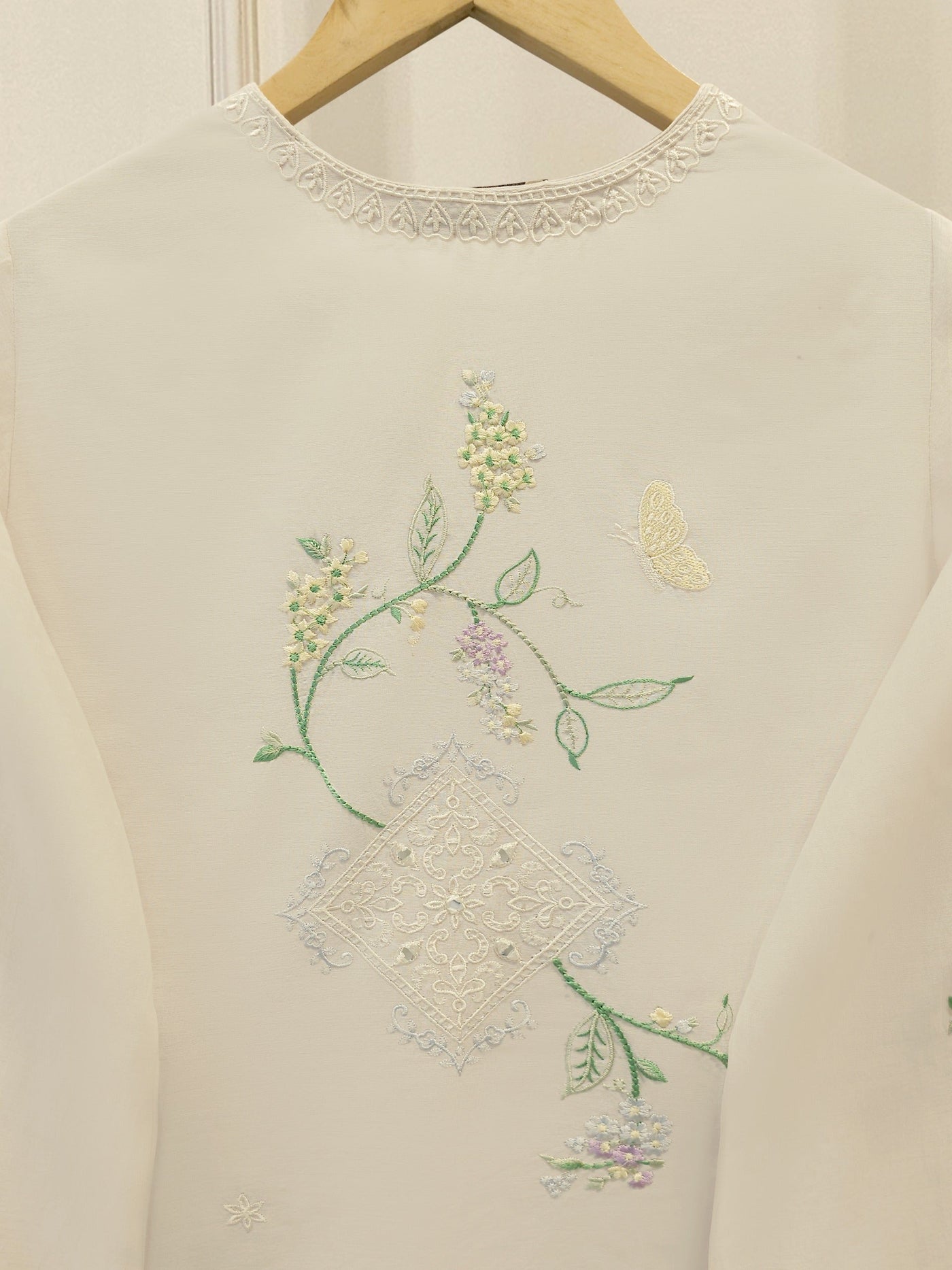 3 Piece - Embroidered Kora Cotton Suit Ws00308