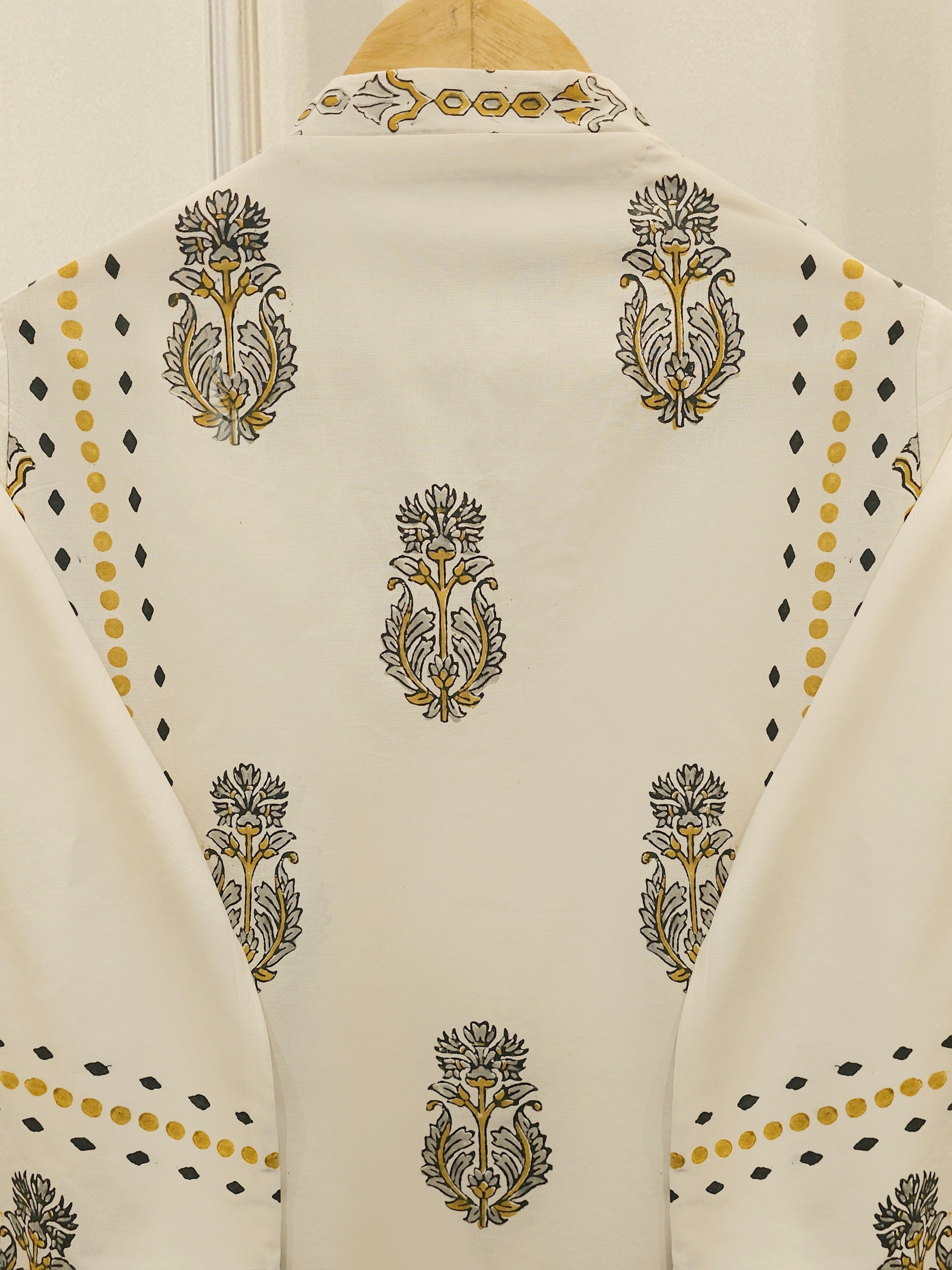 https://cdn.shopify.com/s/files/1/0252/1160/0992/files/WhatsAppImage2026-06-09at1.56.17PM_1.jpg?v=1780995598