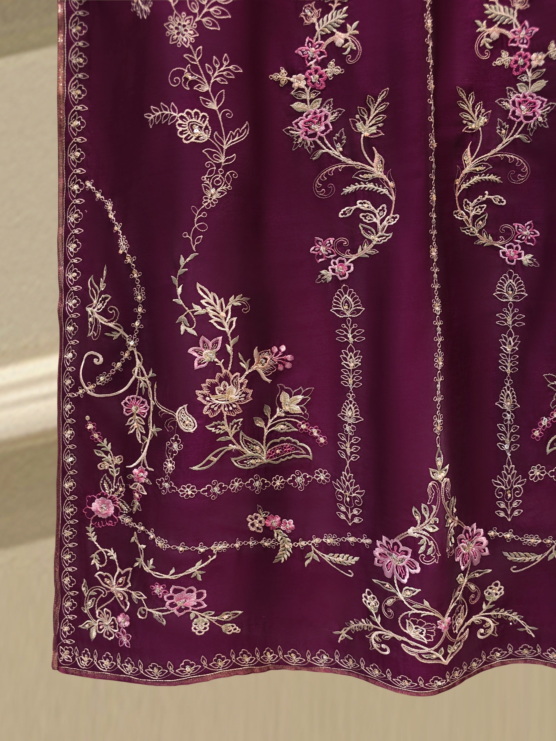 3 Piece - Pure Khaddi Silk Embroidered  Suit S114652