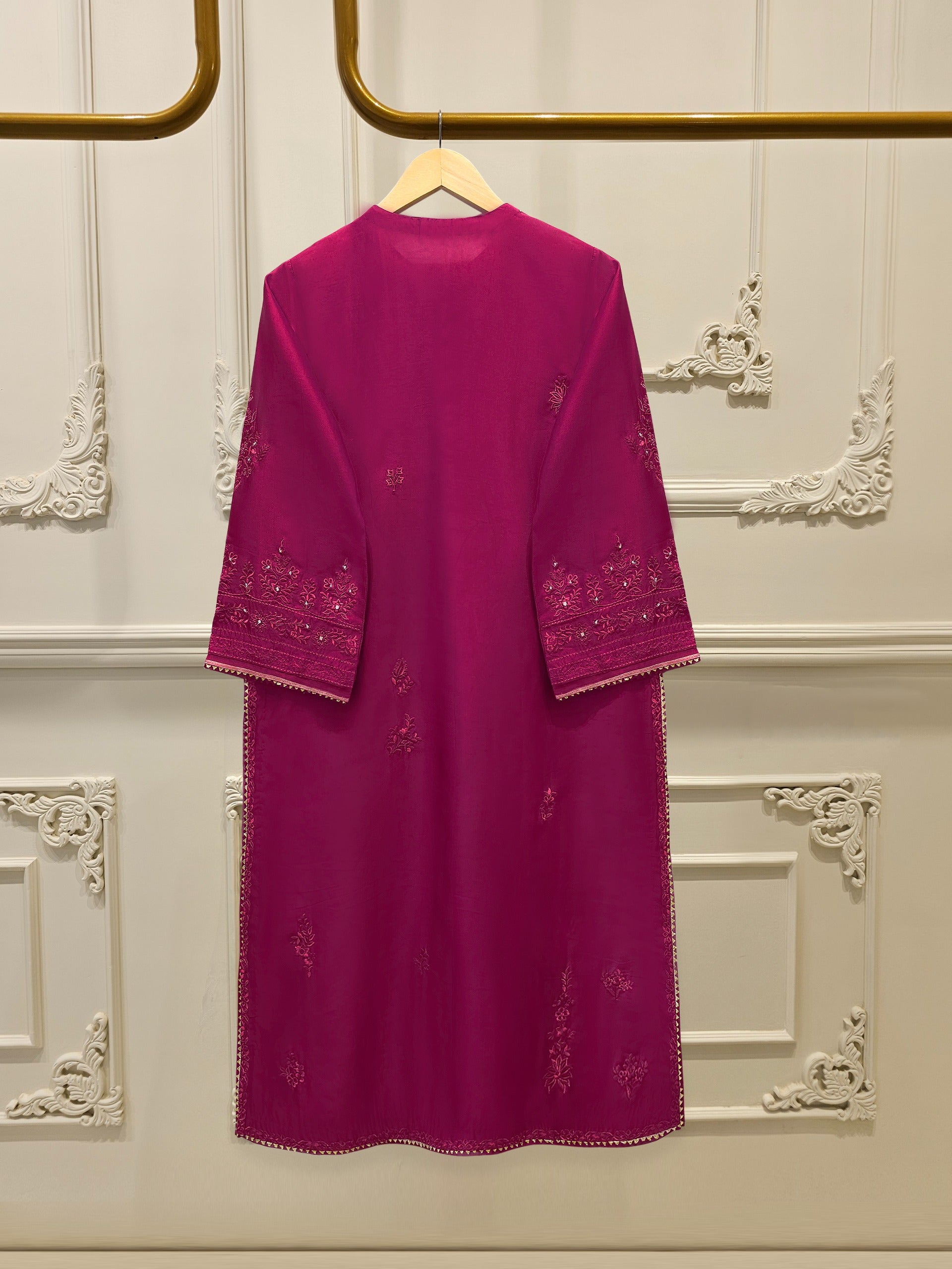 3 Piece- Pure Sheesha Silk Embroidered Suit S114713