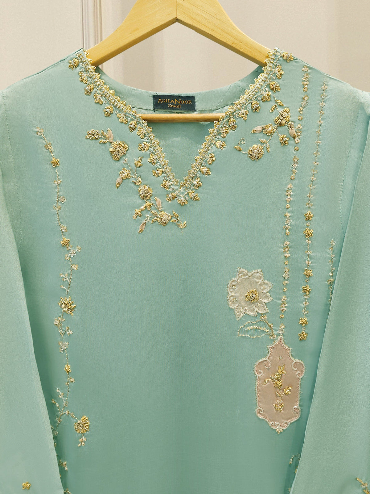 2 Piece- Pure Sheesha Silk Embroidered Suit S114815