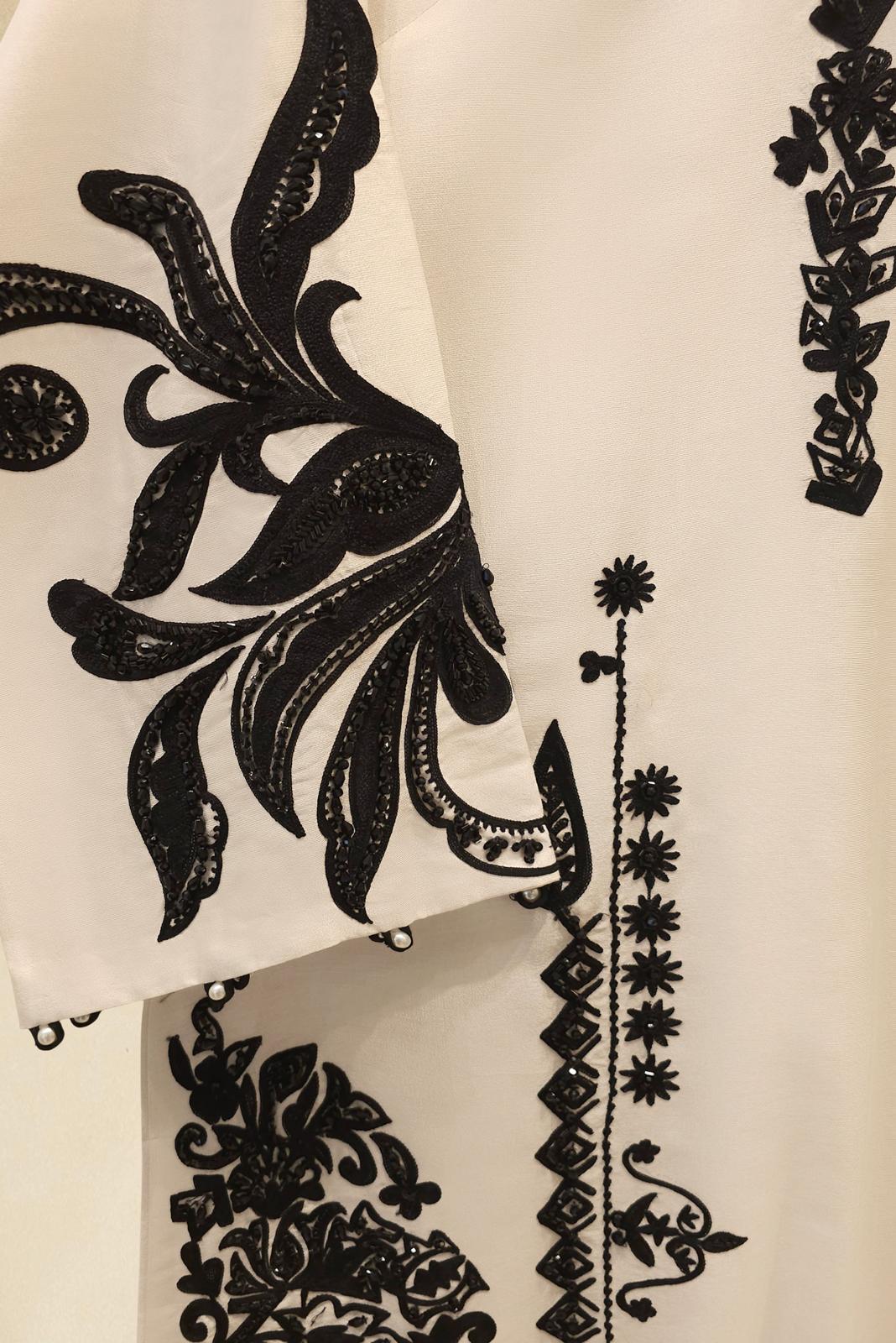 Monochrome Kaftan