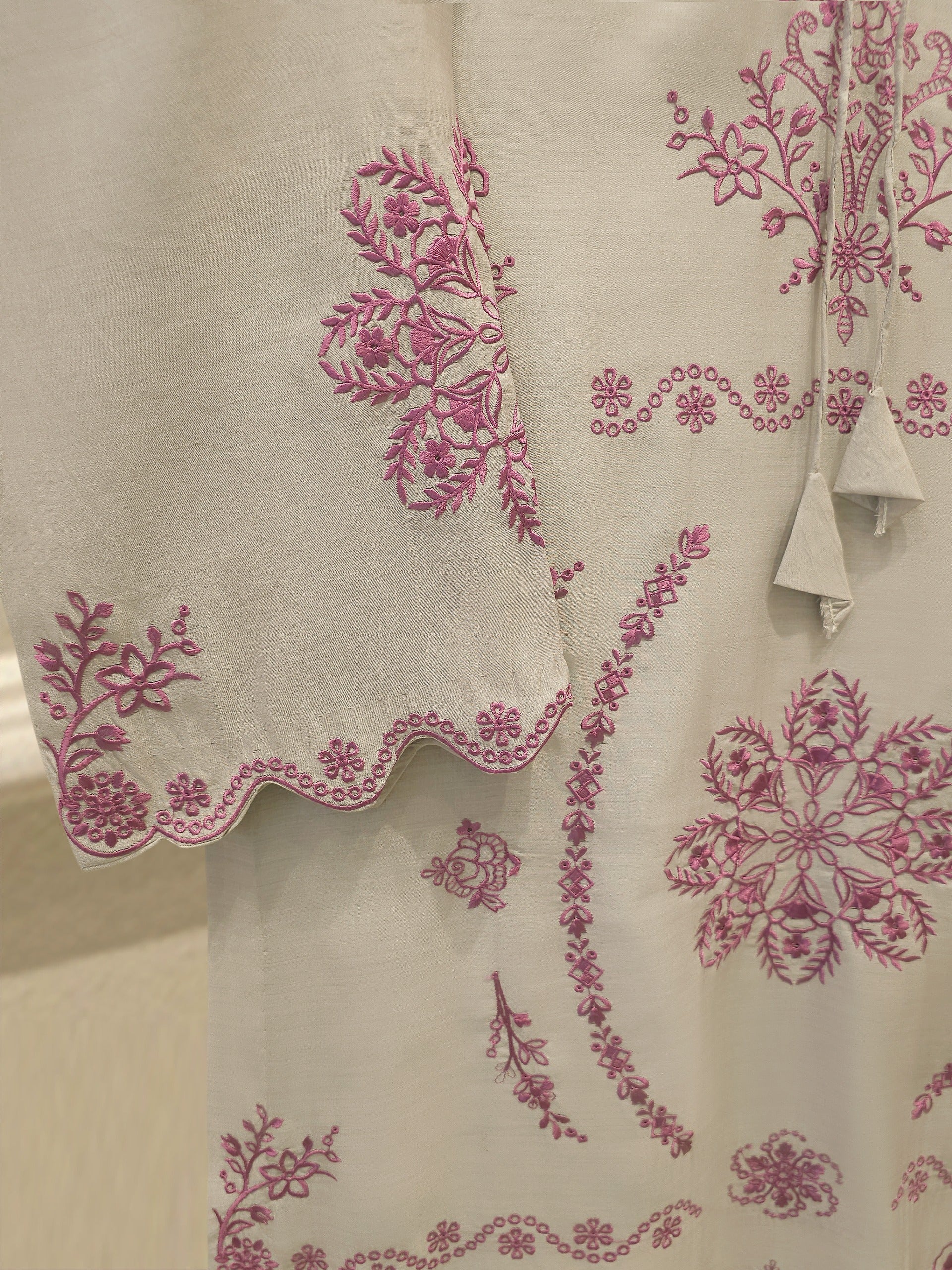 3 Piece - Pure Khaddi Silk Embroidered  Suit S114914