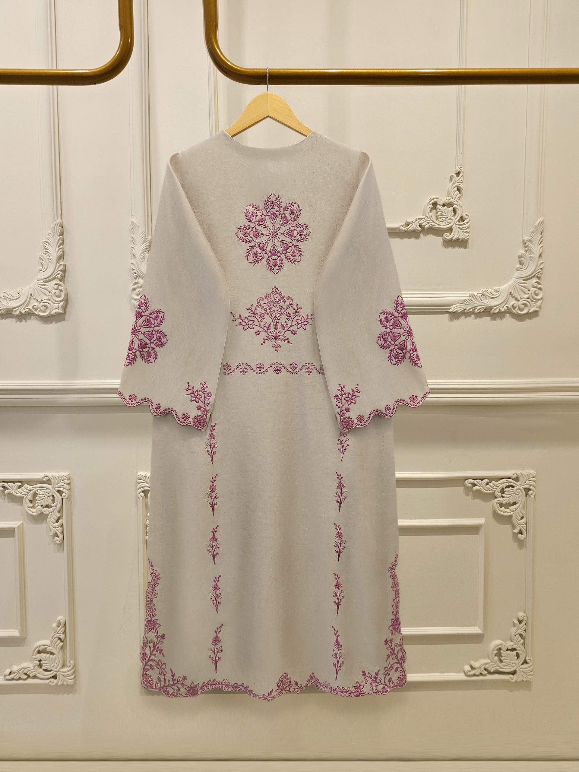 3 Piece - Pure Khaddi Silk Embroidered  Suit S114914