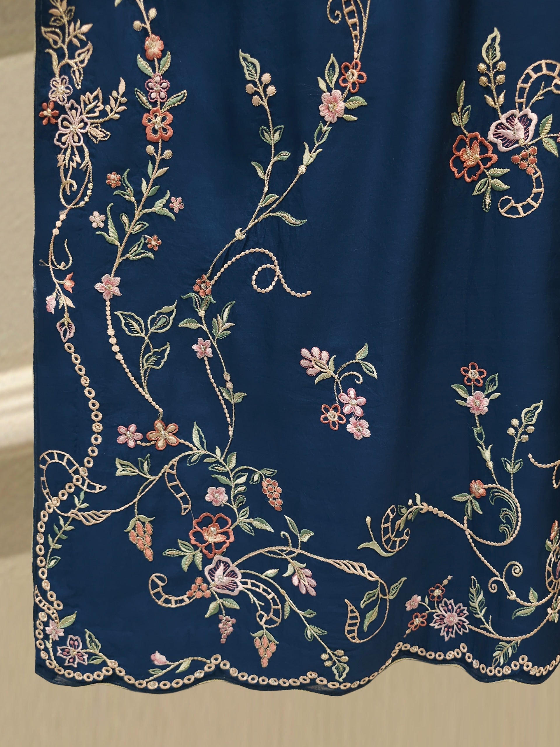 3 Piece - Pure Khaddi Silk Embroidered  Suit S115040