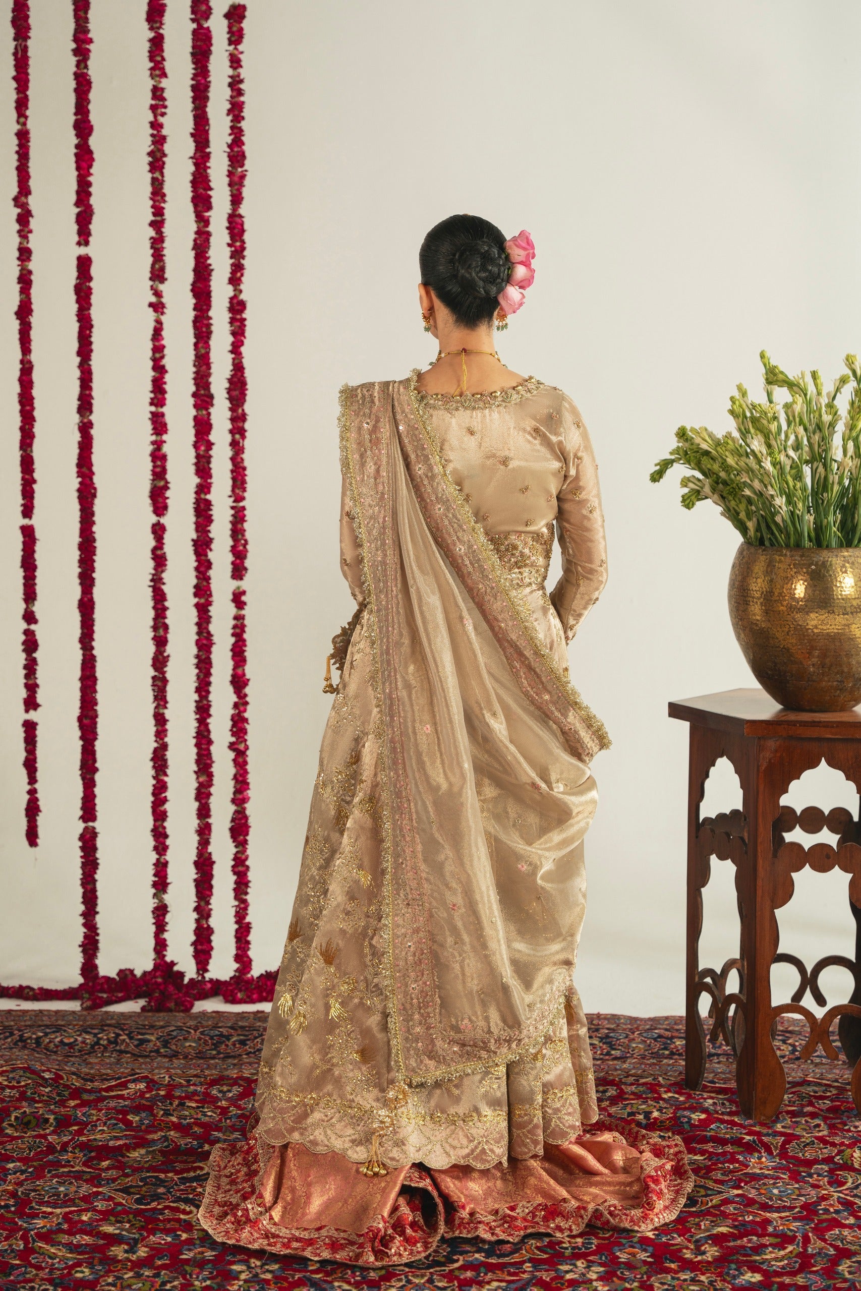 Gold Rania Kalidaar