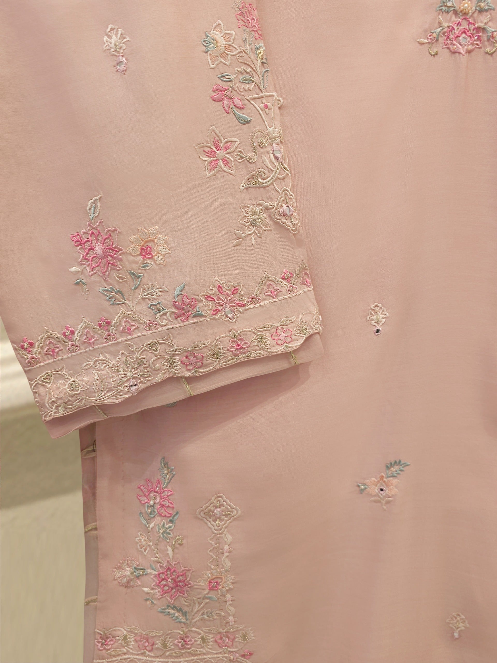 3 Piece - Pure Khaddi Silk Embroidered  Suit S115255
