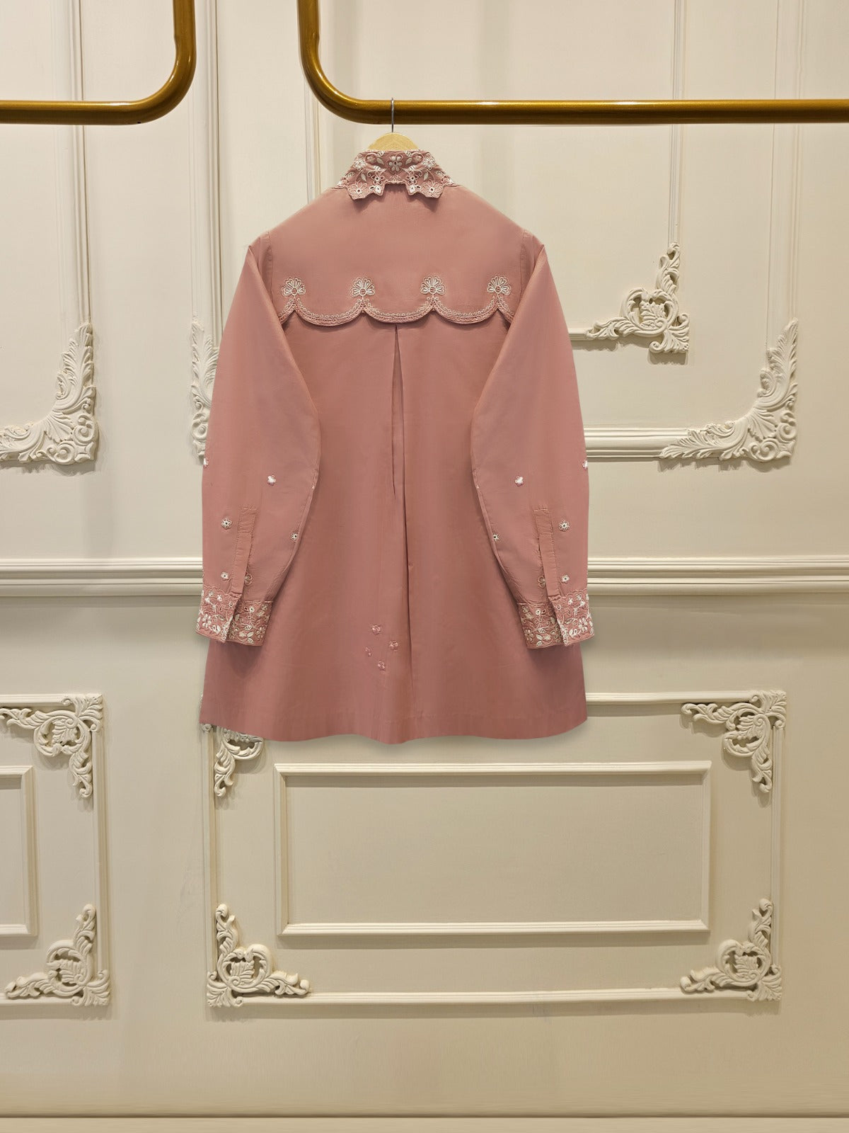 Embroidered Cambric Shirt SWS00319