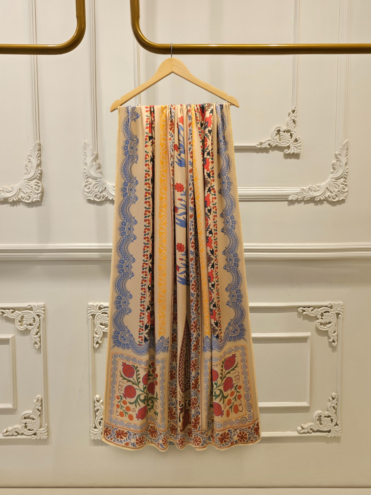 3 Piece- Pure  Sheesha Silk Embroidered Suit S115384