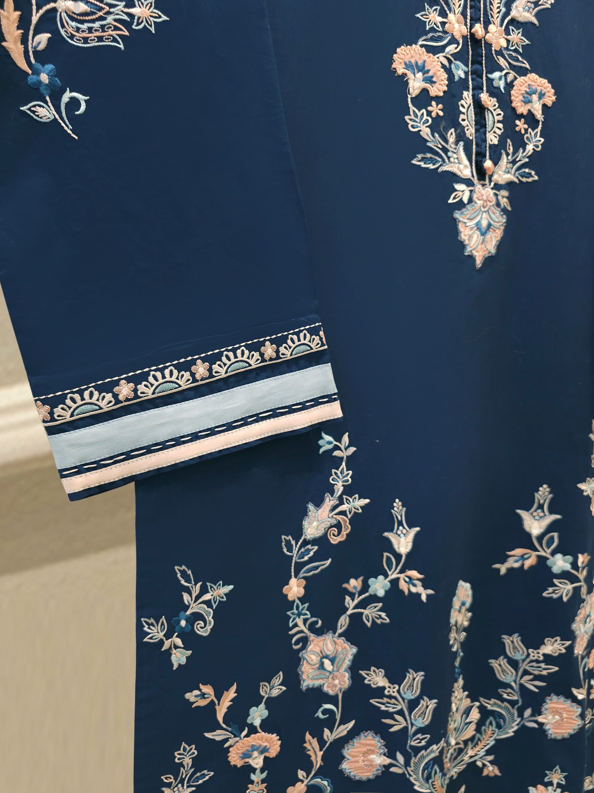 2 Piece - Embroidered Lawn Suit S112030