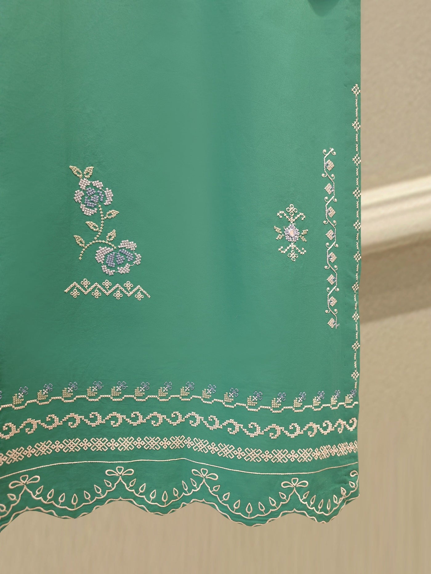 2 Piece - Embroidered Lawn Suit S112039