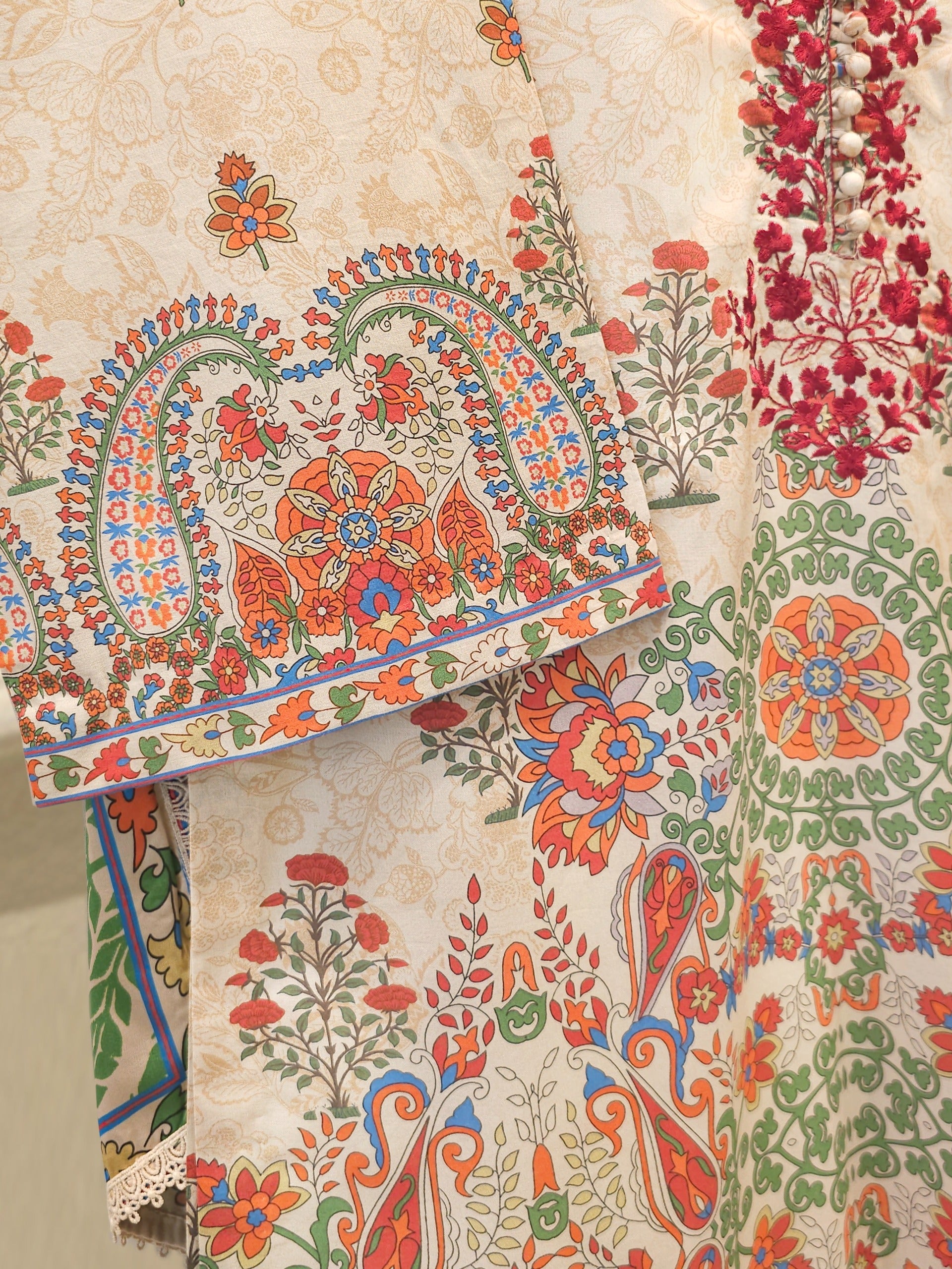 3 Piece - Digital Printed Embroidered Lawn Suit S112097