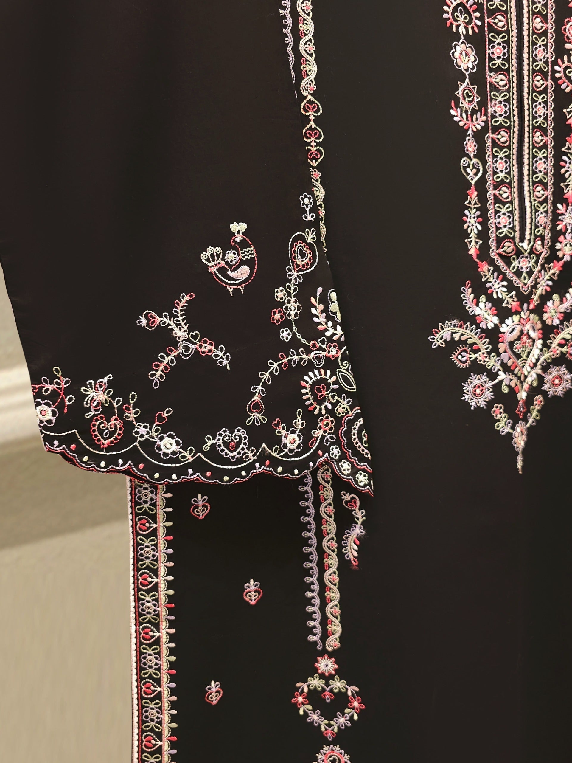 2 Piece - Embroidered Lawn Suit S112129