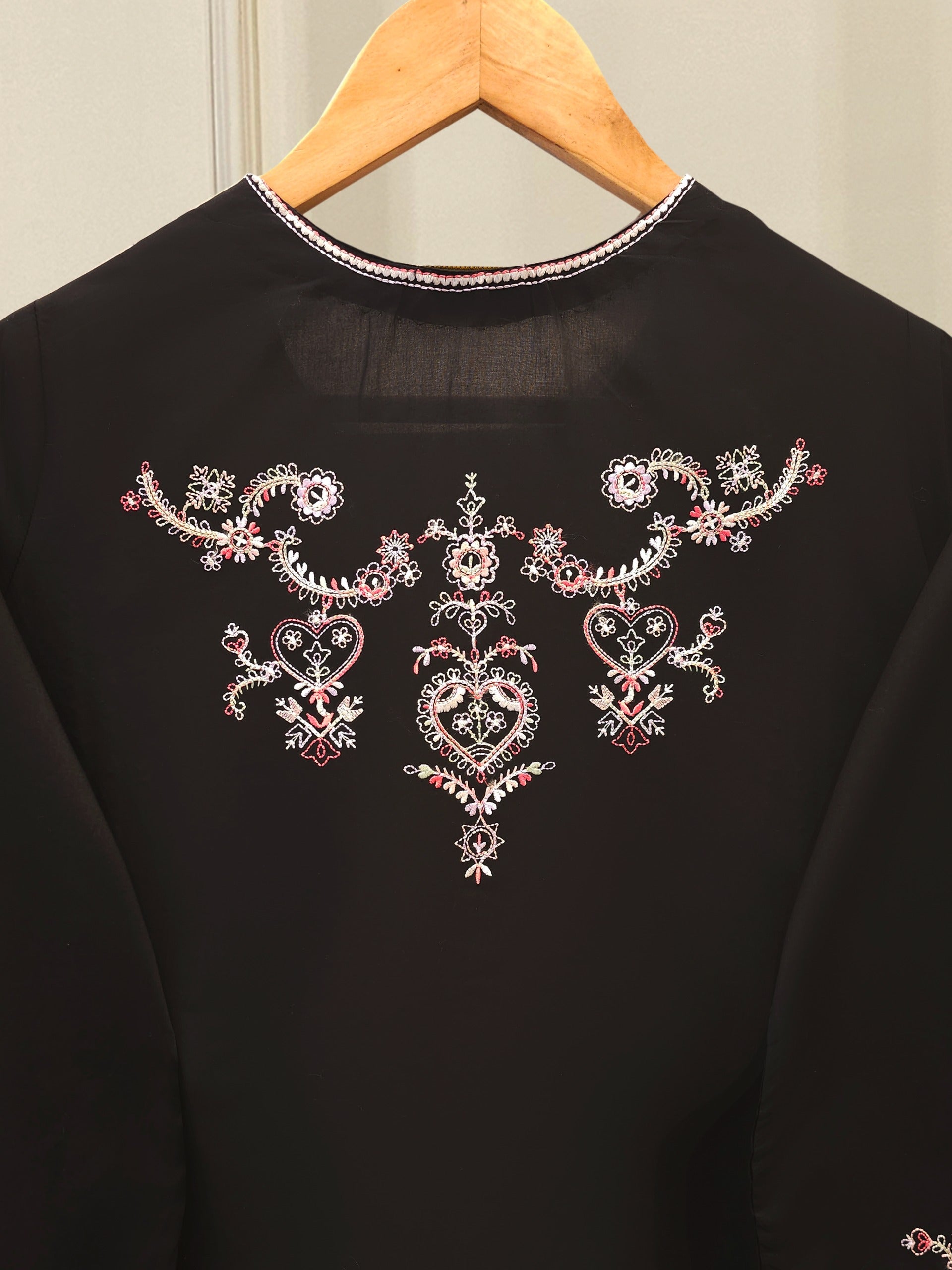 2 Piece - Embroidered Lawn Suit S112129