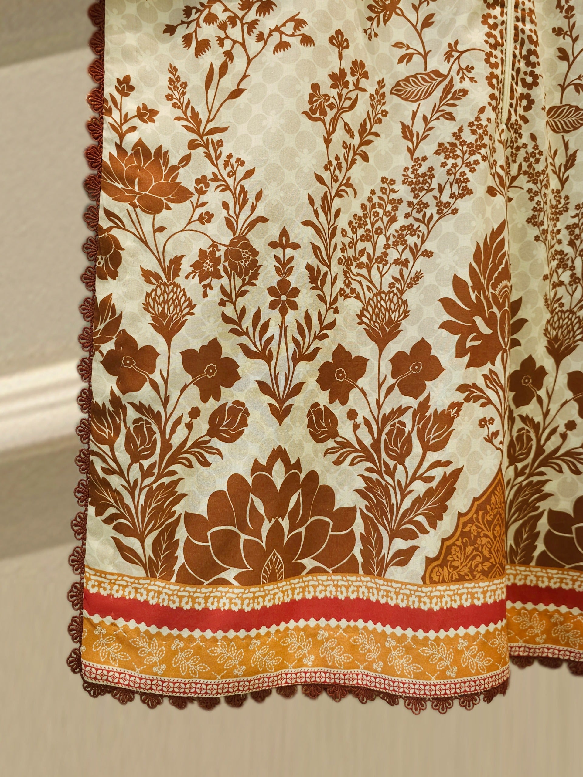 3 Piece - Embroidered Lawn Suit S112257
